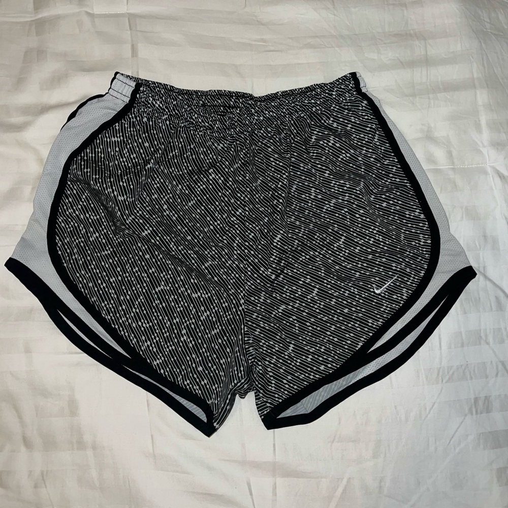 Nike Dri-Fit Shorts | Size Small